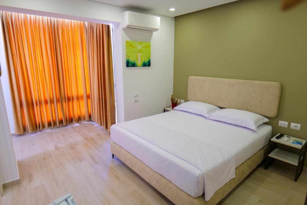 Vila Marjana Sarande Luaran gambar